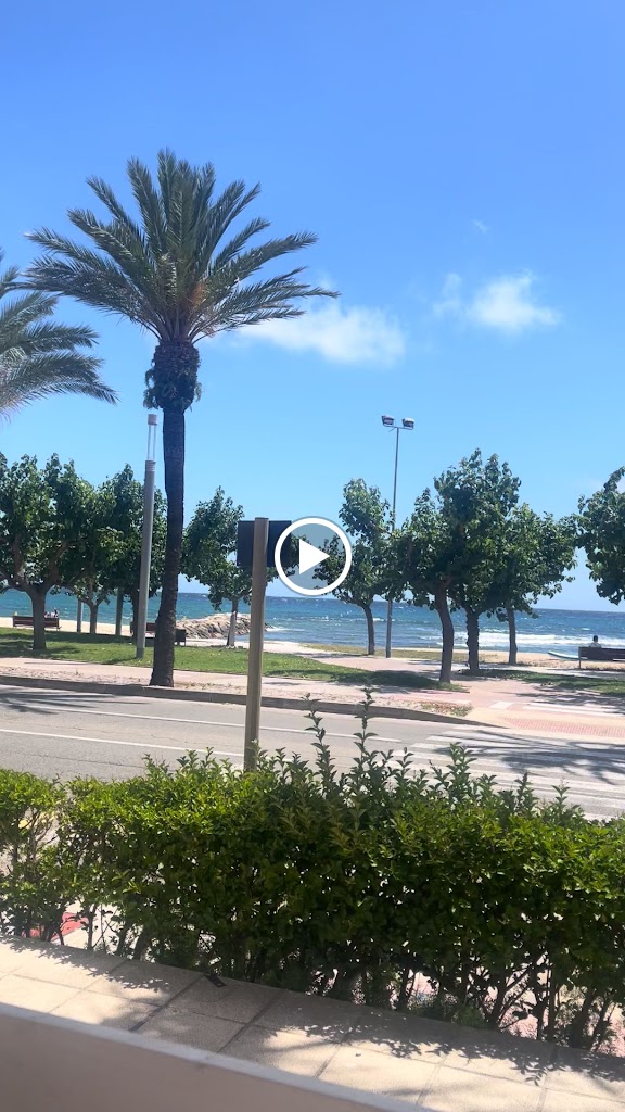 Restaurante MOBI Beach Cambrils — Videos