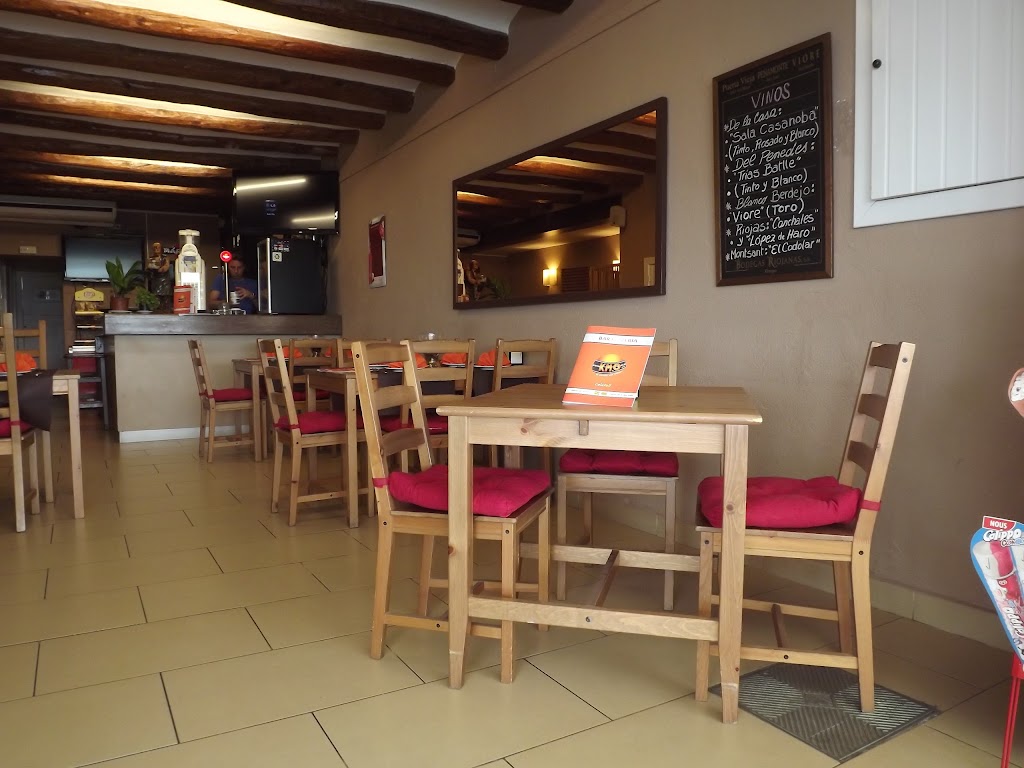 Pizza & Burger KM0 — Ambiente