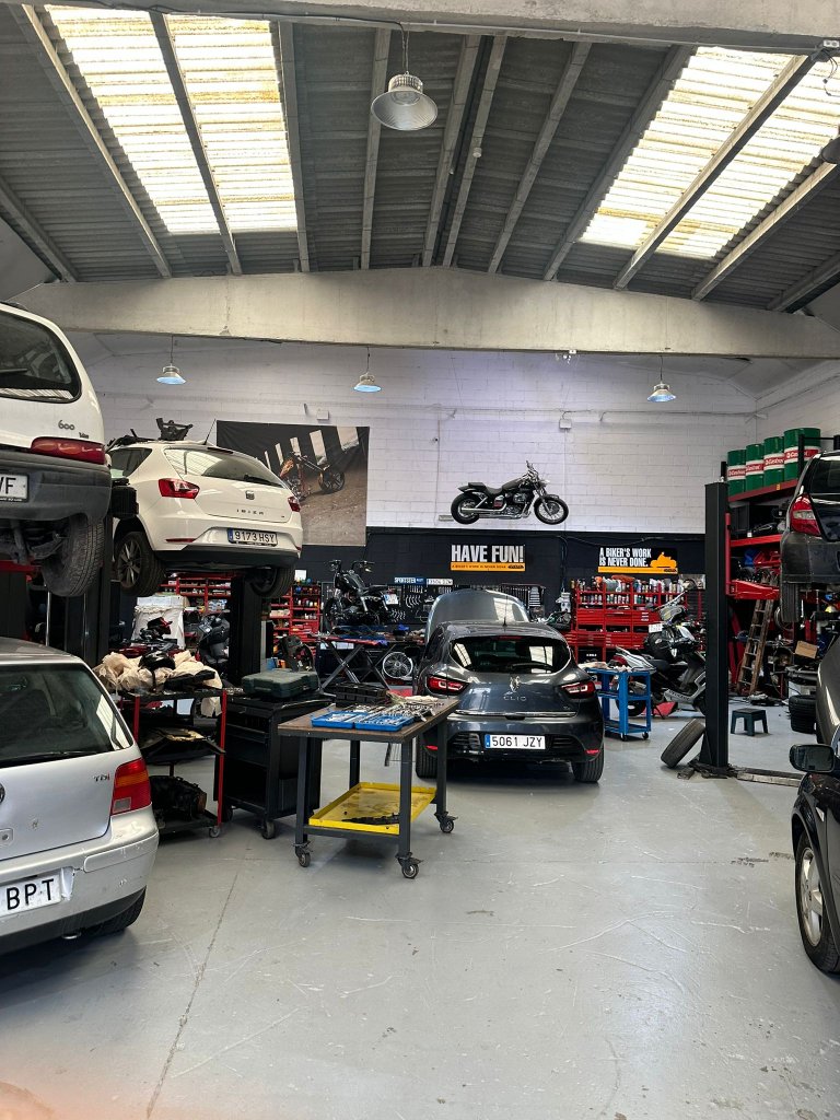 ATM MOTORS — Taller