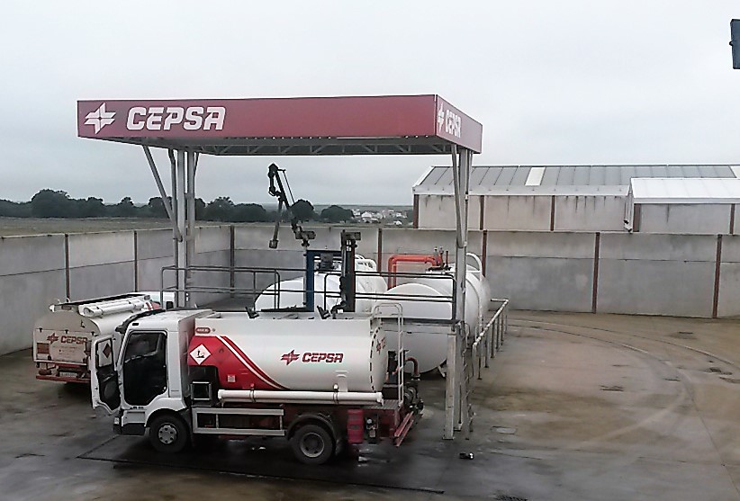 DISTRIBUIDOR DE GASOIL CACERES HERMANOS CORDERO ARROYO DE LA LUZ — Estacion de servicio