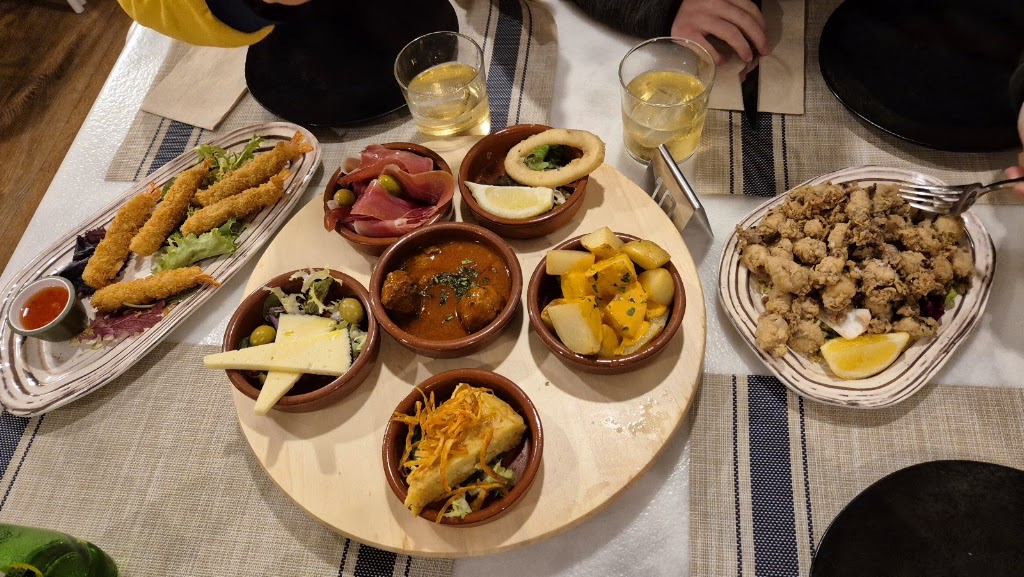 Restaurant Ole — Comida y bebida