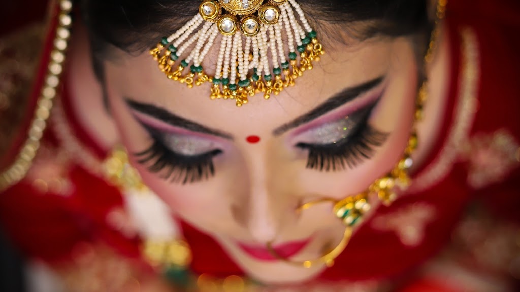 Gleem Professional Unisex Salon And Academy