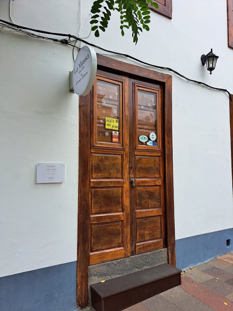 La Mussa Salon | By Pierangela Rodriguez — Exterior