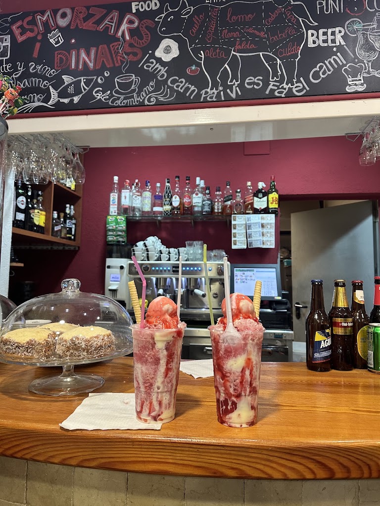 Punto y Coma — Comida y bebida