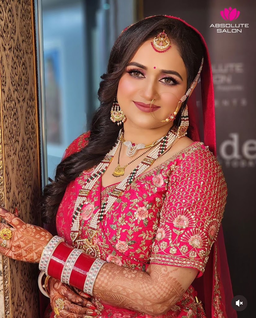 Absolute Salon Panjthirthi