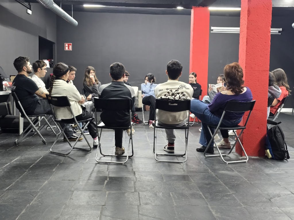 Centro Sociocultural de las Artes Teatrez — Del propietario
