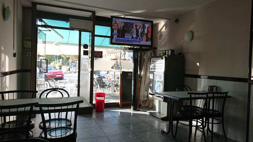 Bar Primavera — Ambiente