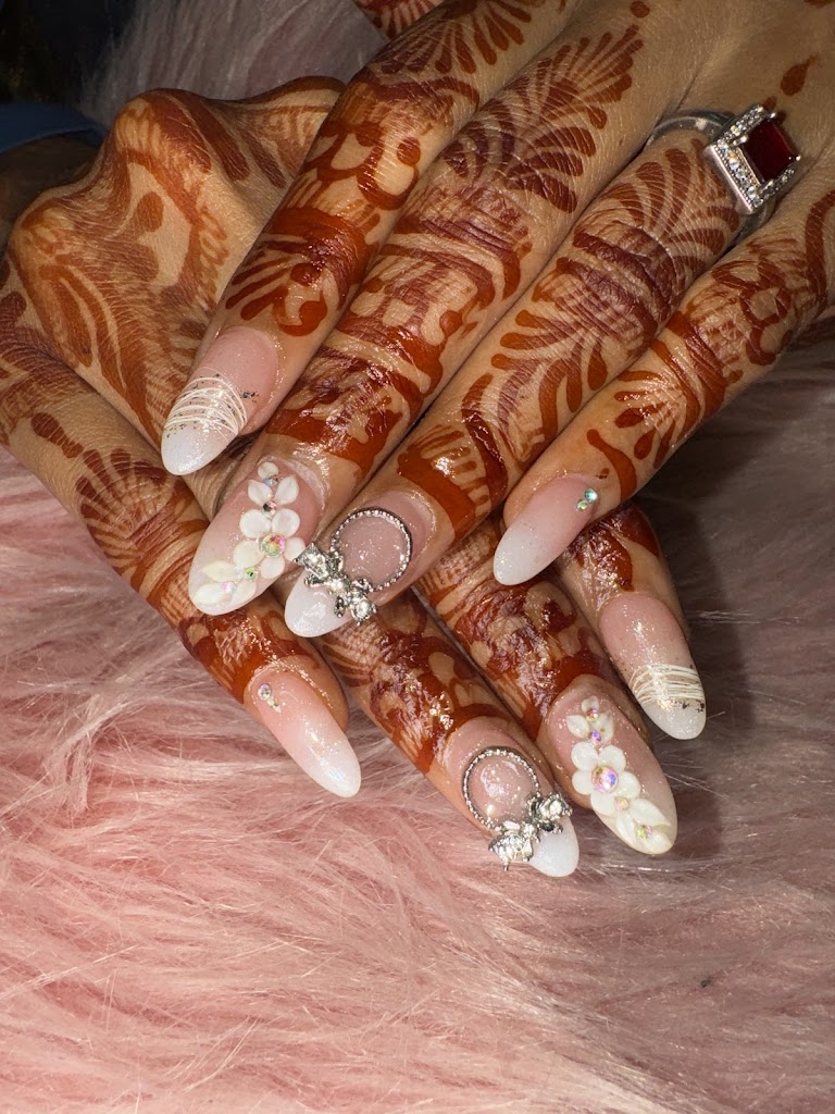 Nailsbyevaan Moga Studio Academy