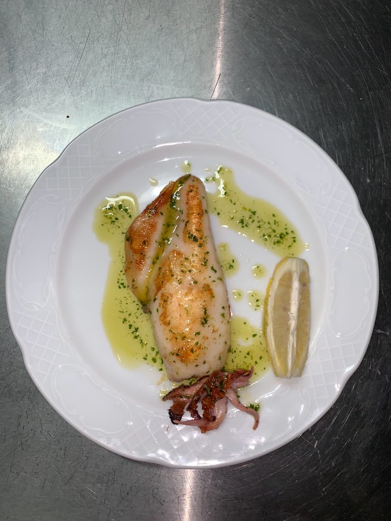 Bar Andalucia Ibi — Comida y bebida