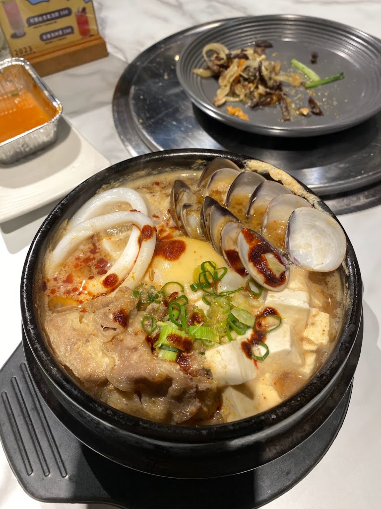 GOGI GOGI韓式燒肉 中壢店-韓式料理 銅板烤肉美食（人氣必吃） 的照片