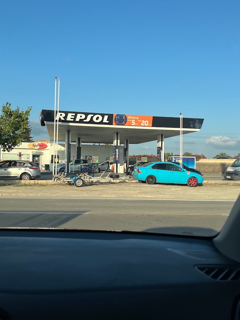 Estacion de Servicio Repsol — Estacion de servicio