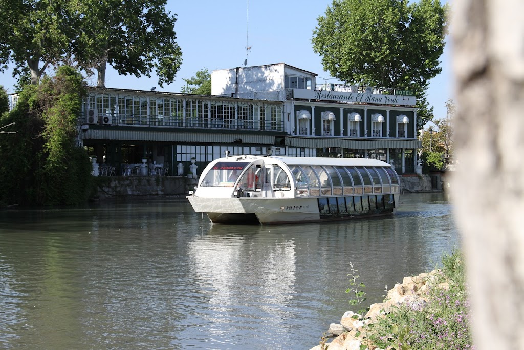 El Curiosity: Barco Turistico de Aranjuez
