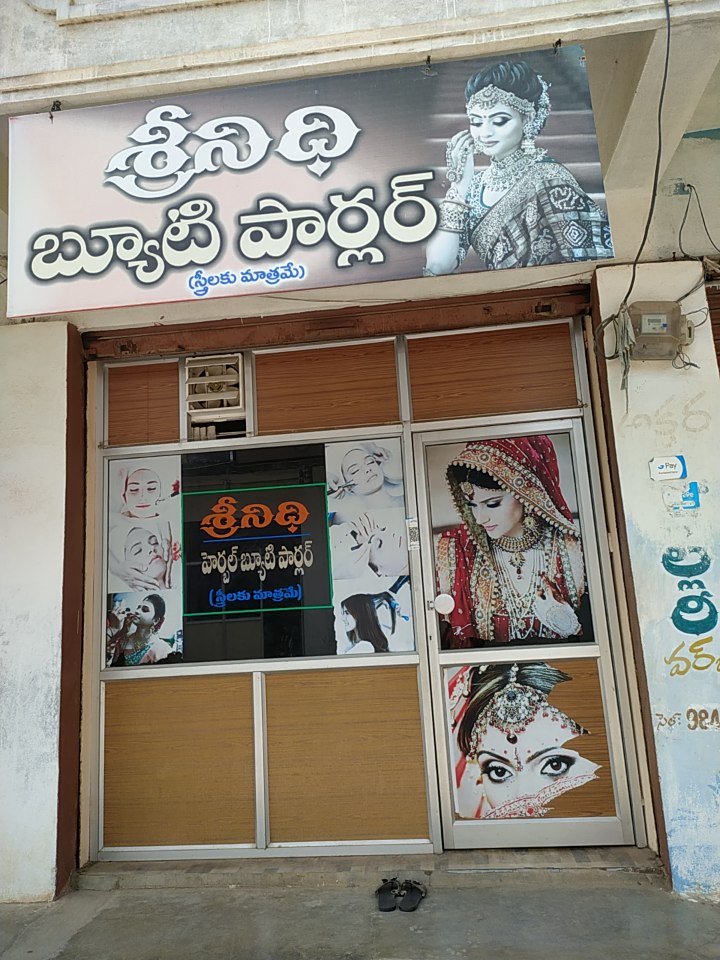 Srinidhi Beauty Parlour