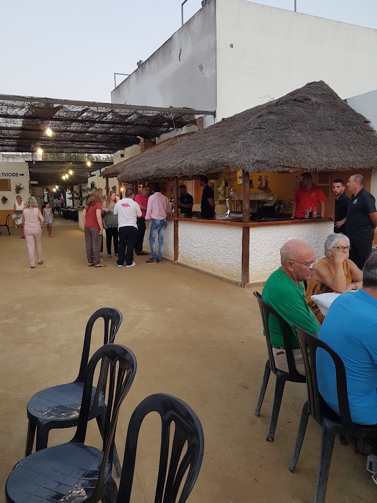 Cerveceria y marisqueria Juan Serrano — Ambiente