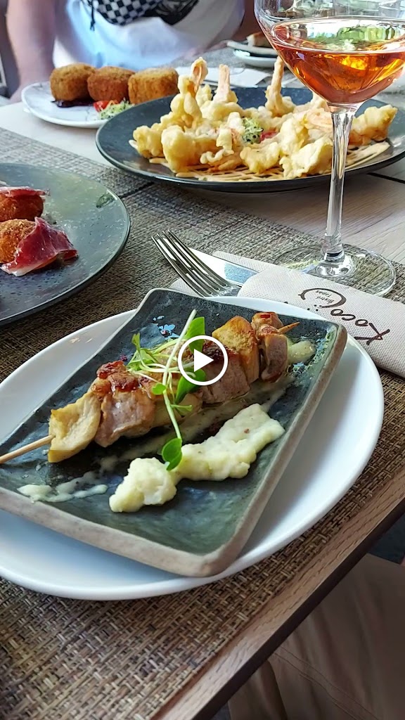 Koco bistro — Videos