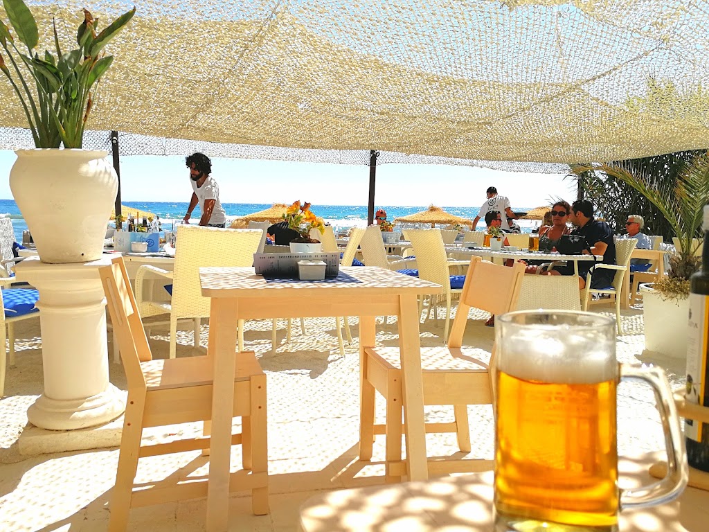 Restaurante Luuma Beach Marbella — Comida y bebida