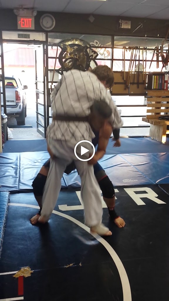  Club Wolf Pack Fighting & Fitness