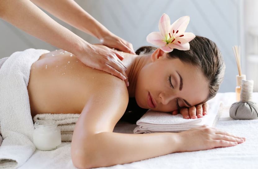 Dream Beauty Parlour Beauty Salon Kochi Family Salon Unisex Salon Kochi Ladies Beauty Parlour Kochi Men S Salon Kochi