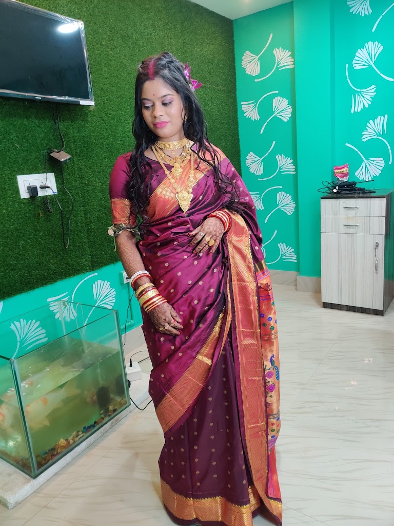 Lipsa S Makeup Unisex Salon