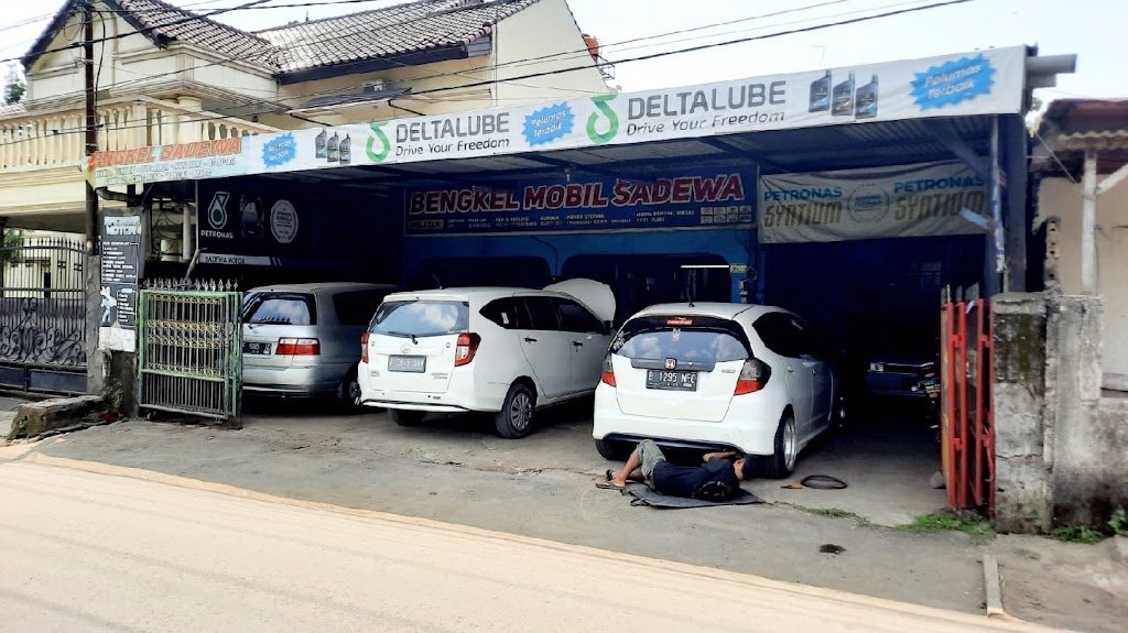 Bengkel mobil SADEWA