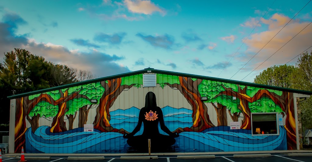  Asheville Community Yoga