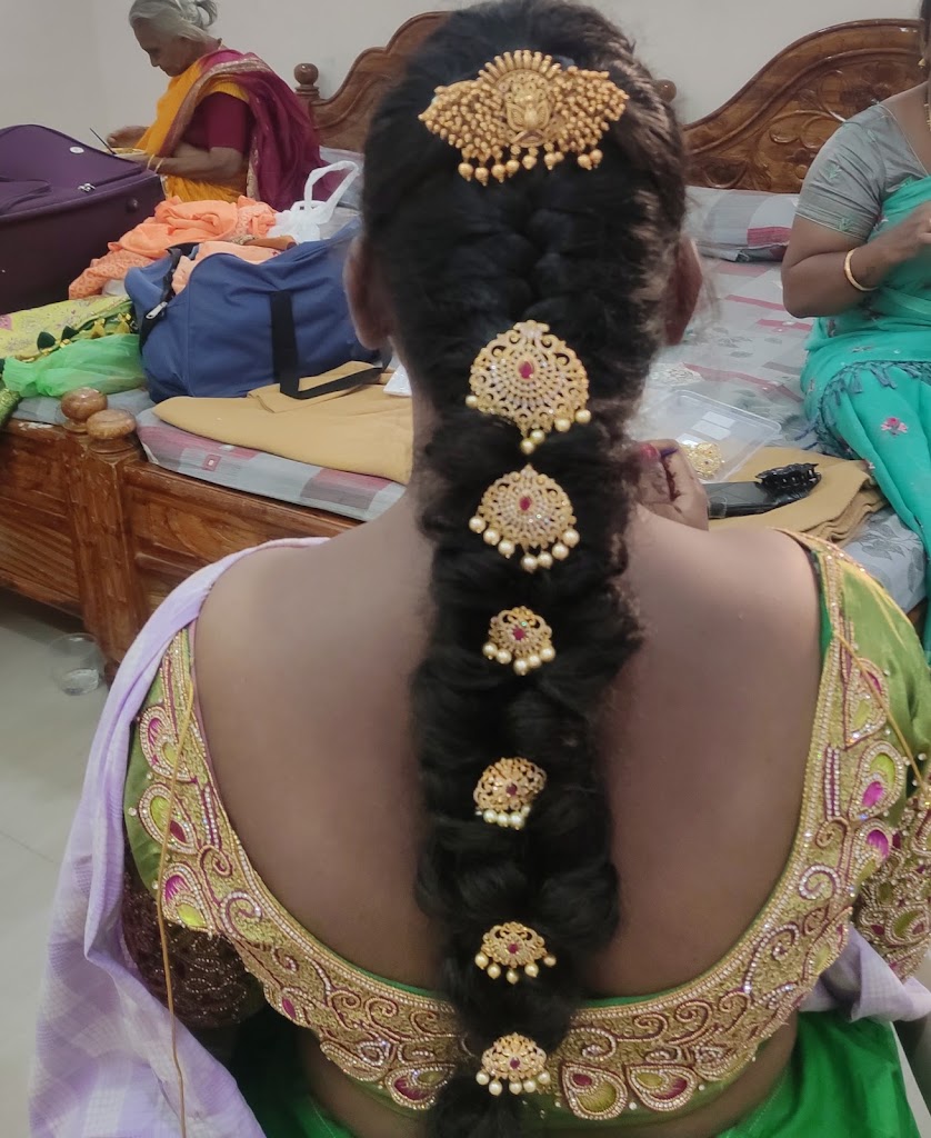 Best Bridal Makeup Artist Professional Bridal Makeup Bridal Studio Mrudhula Beauty Parlour