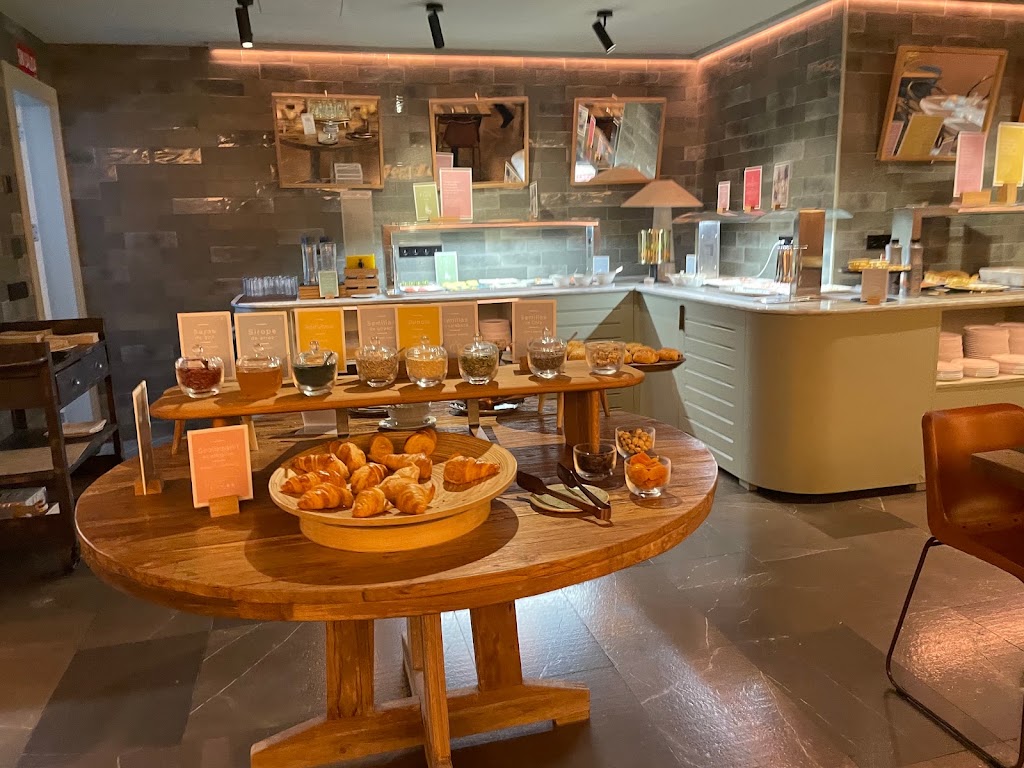 La Palmera del Indiano — Comida y bebida