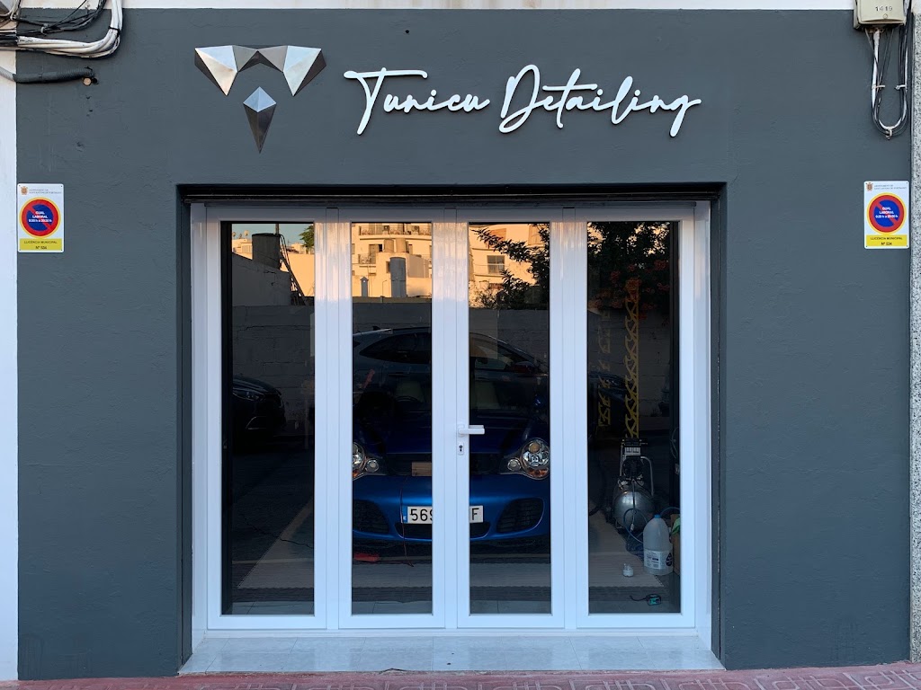 Tunicu Detailing — Exterior