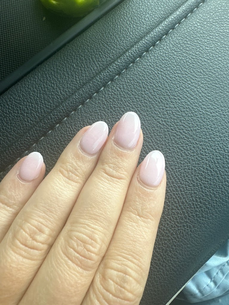 Pretty Please Nail Salon - Auburn, AL