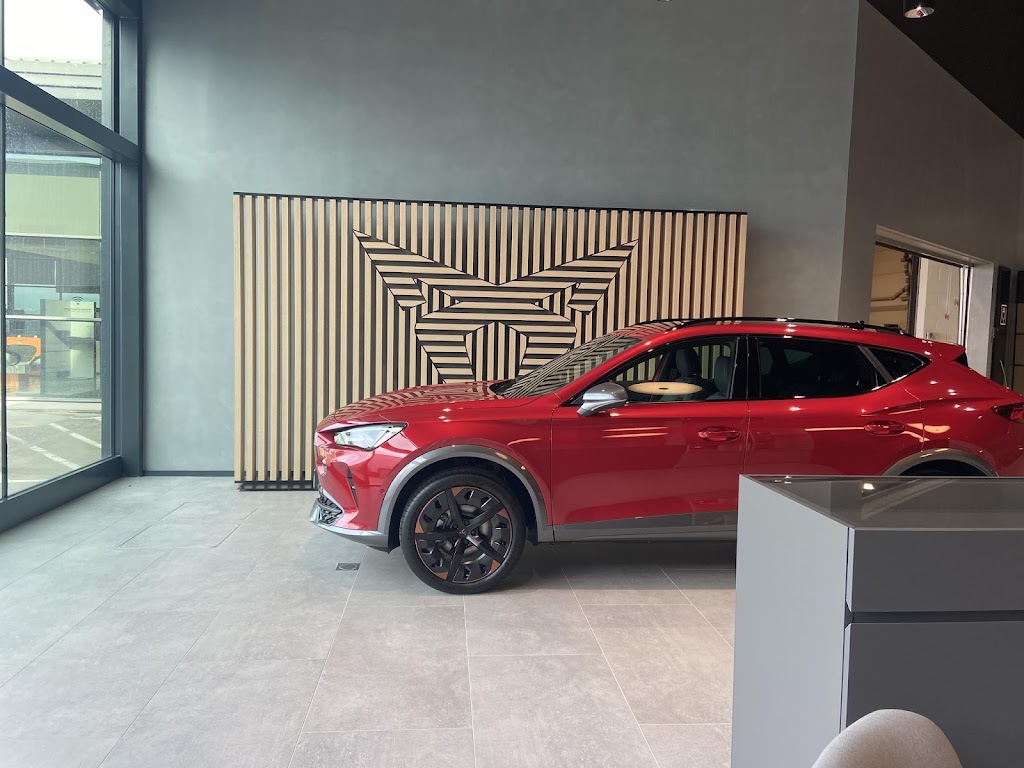 Concessionari Movento Sarsa Cupra — Interior
