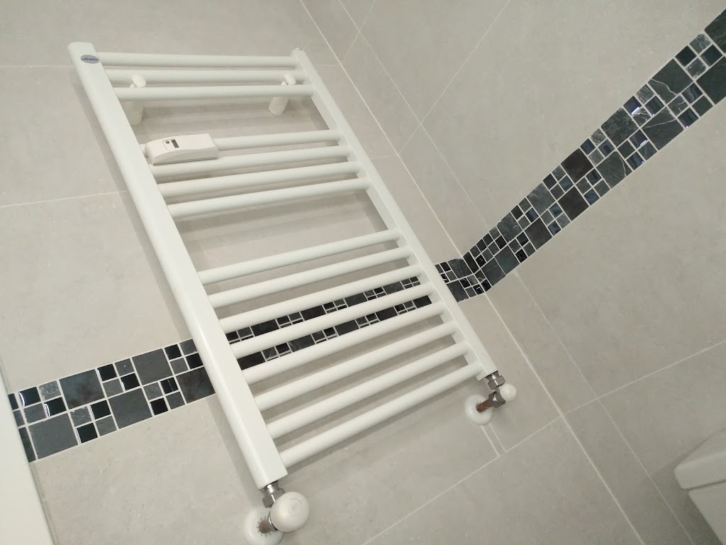 Zctz Fontaneria / Calefaccion / Gas — Cuarto de bano