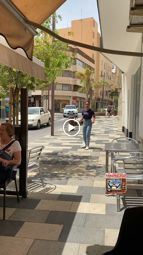 Cafeteria Albeniz — Videos