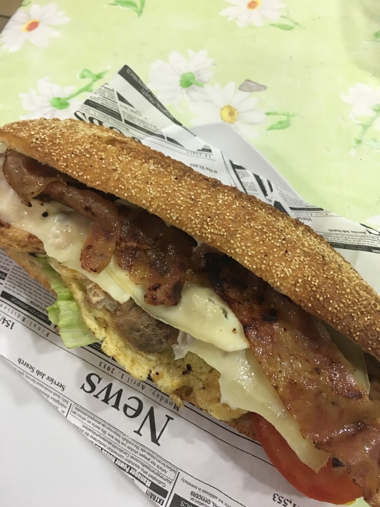 Bar Jarama(nueva gerencia) — Comida y bebida