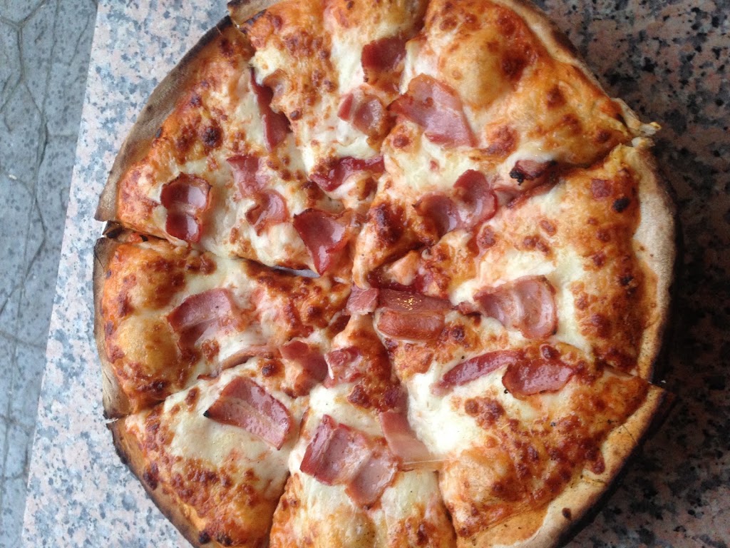 Restaurante los Villares — Pizza