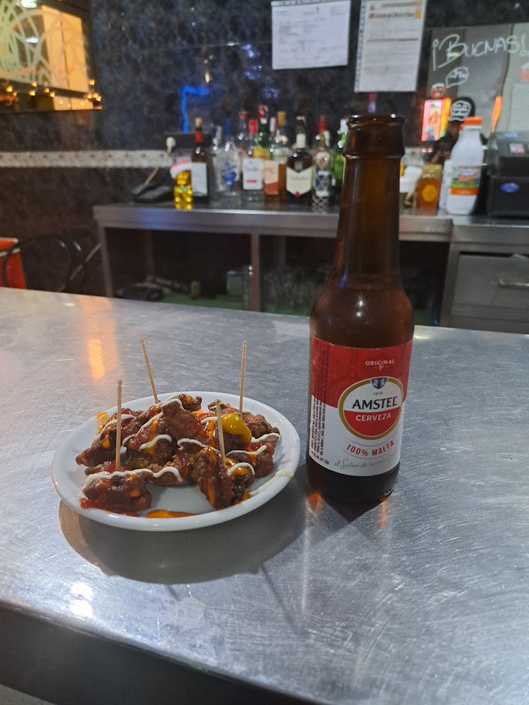 Bar Ambar — Comida y bebida