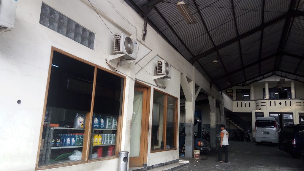 Bengkel Mobil CV. Usaha Bersama