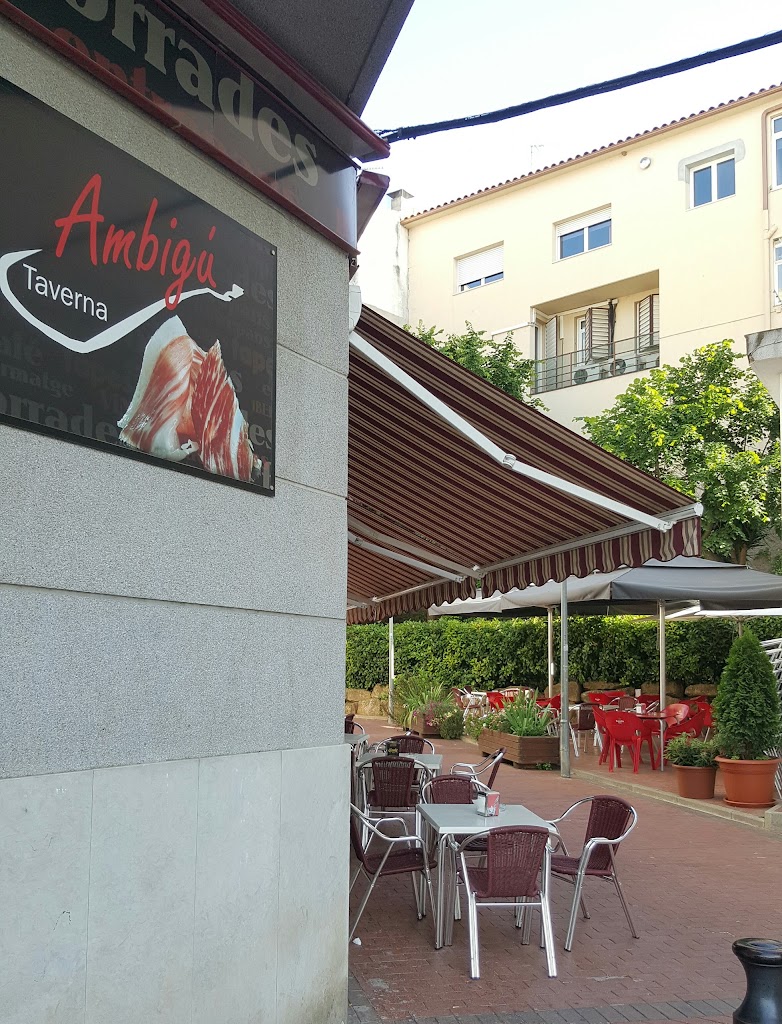 Ambigu Taberna — Ambiente
