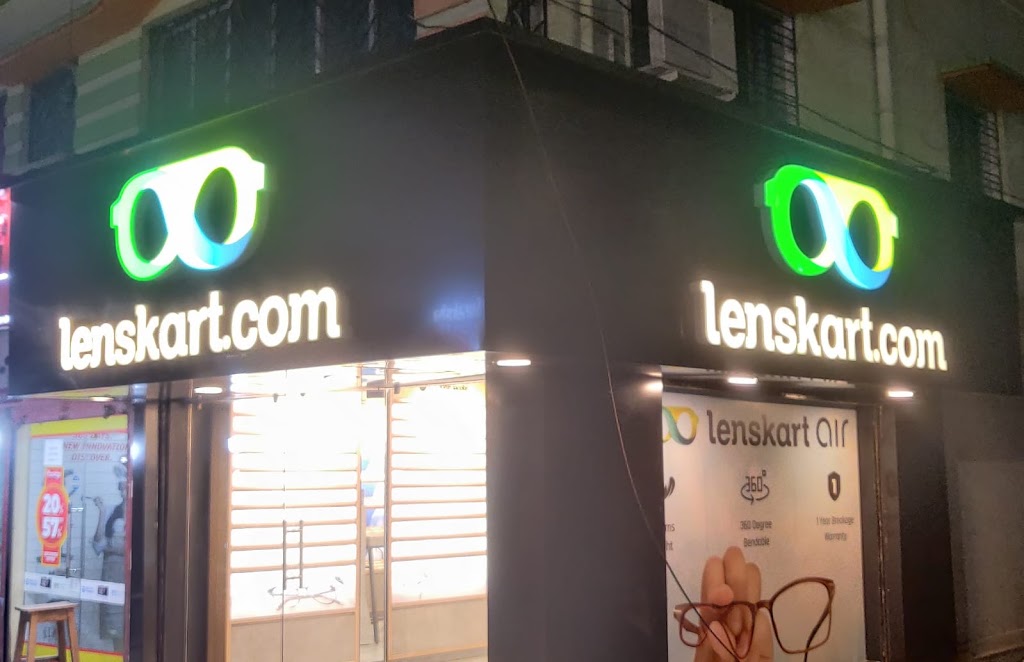 Lenskart Com At Hb Town Sodepur