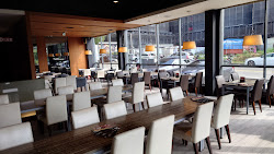 64512398c4d1698e1a102f84 的照片