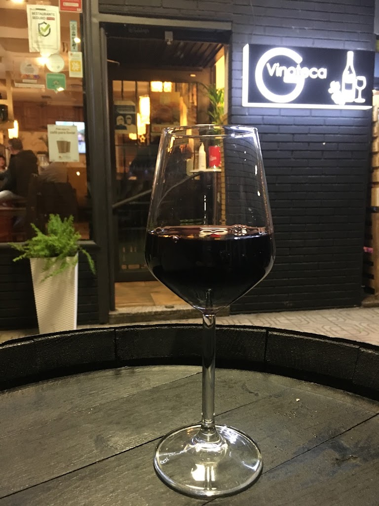 Vinoteca Gomar — vino tinto