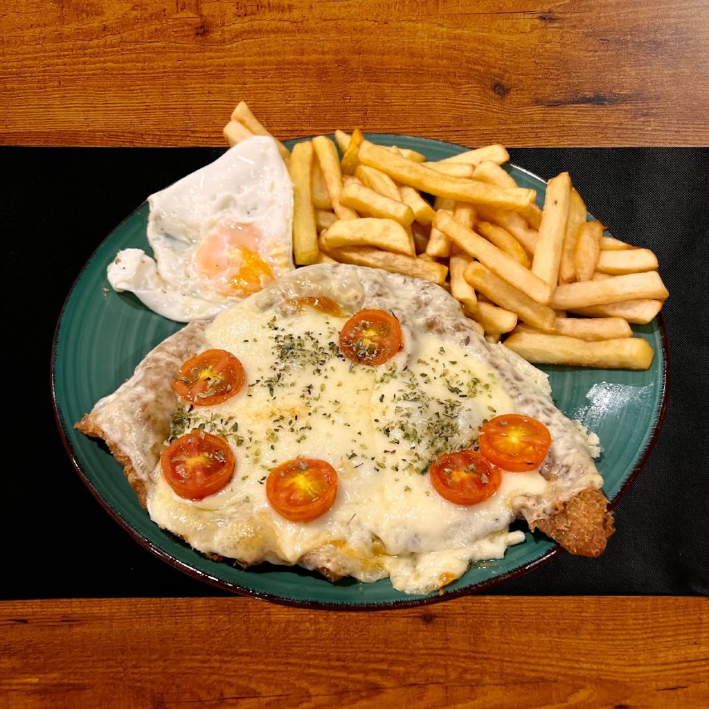 Bar el timon — Comida y bebida