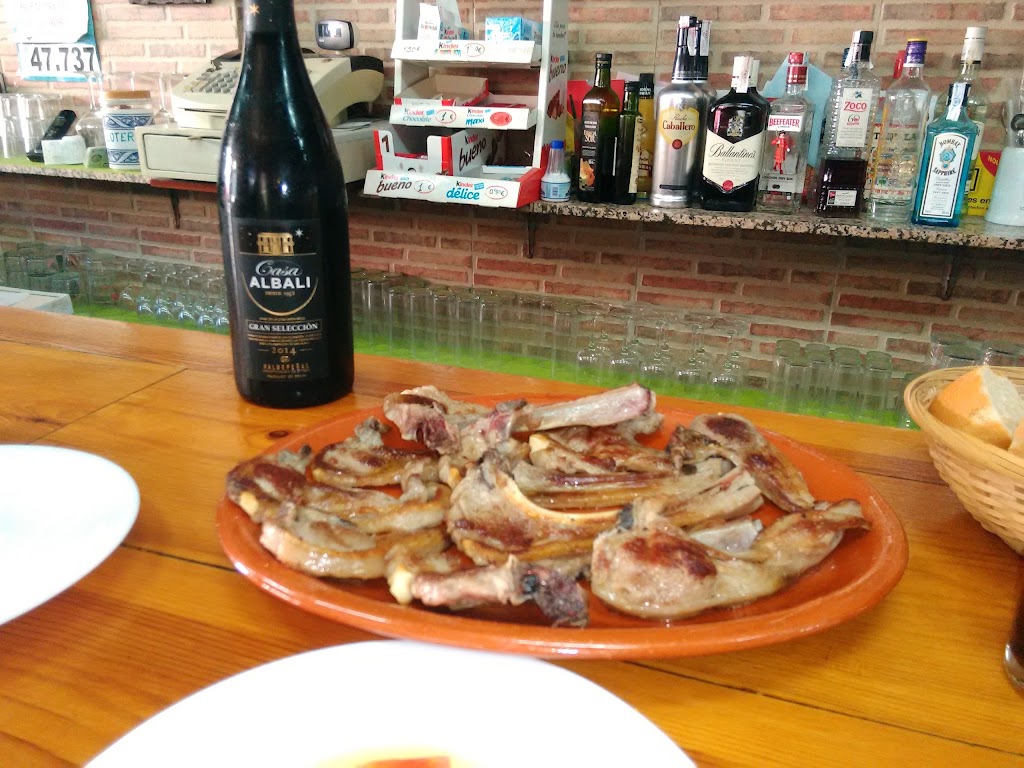 Bar Meson Sancho — Comida y bebida