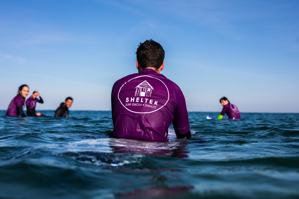 Shelter Surf by ARITZ ARANBURU