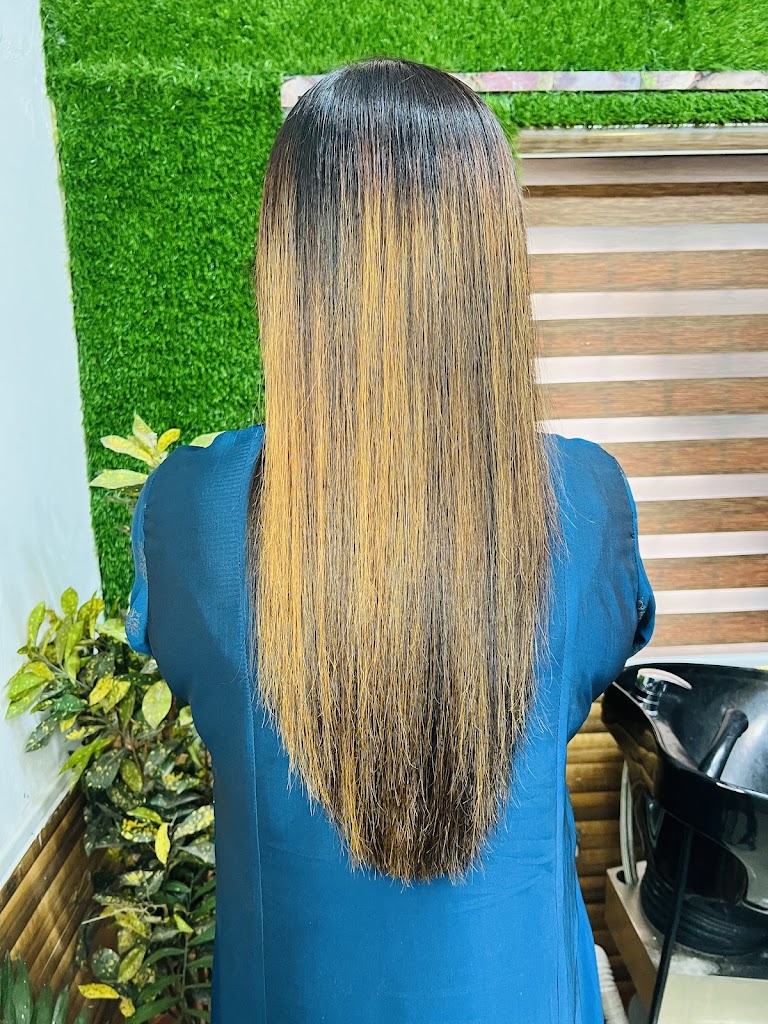 Adonis Beauty Parlour