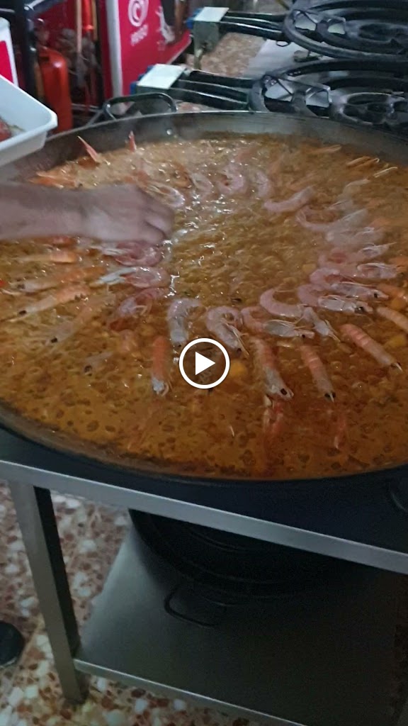 El Manchego Menjars Per Emportar — Paella