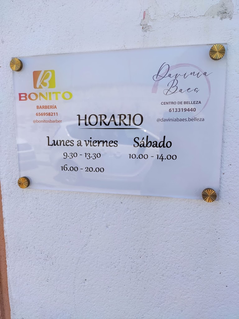 Davinia Baes Centro de Belleza — Del propietario
