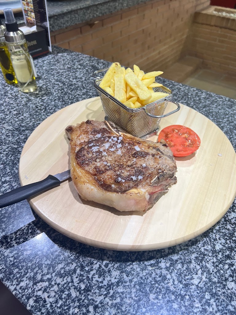 Restaurante Casa Ana — Comida y bebida