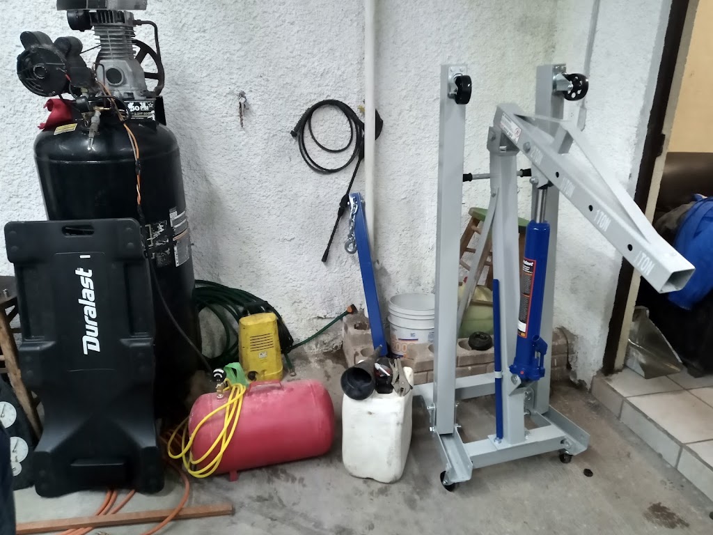 Servicio mecanico y electrico Dellta — Interior