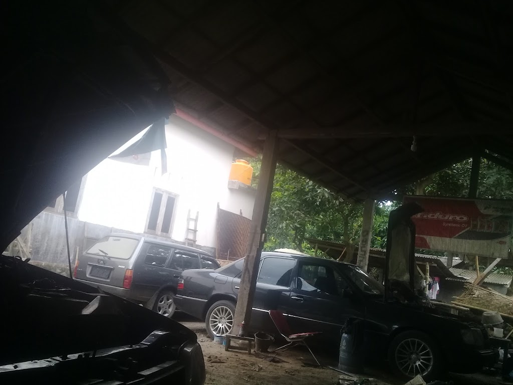 Bengkel Mobil adhitama