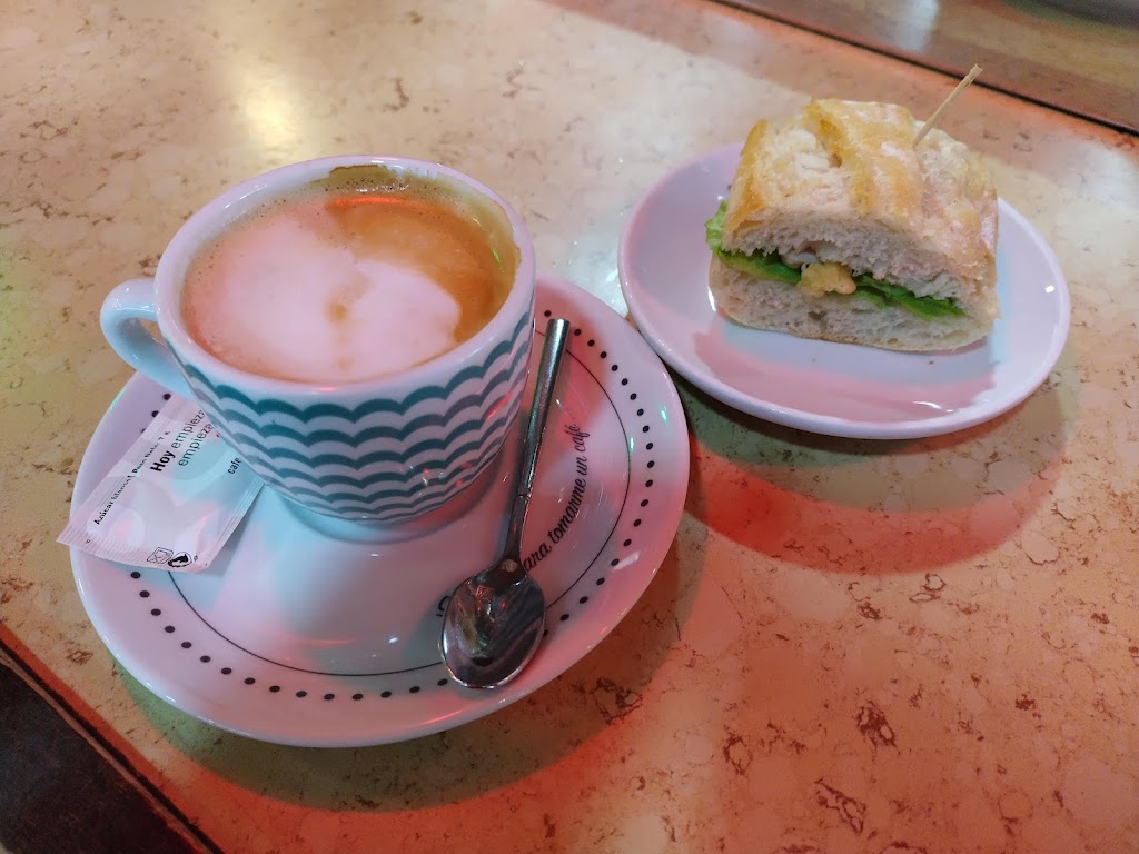 Carpe Diem Cafe — Comida y bebida